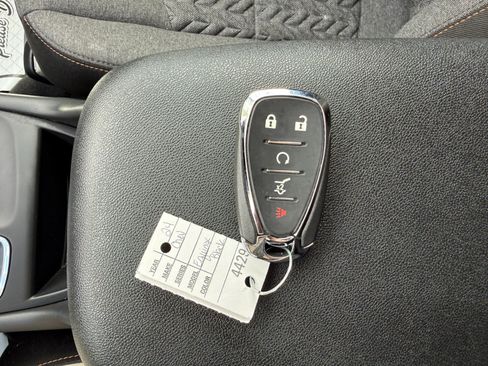 Used 2024 Chevrolet Equinox LT AWD/4WD image 35
