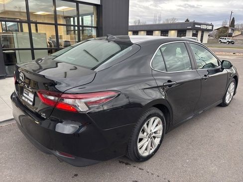 Used 2024 Toyota Camry LE image 8