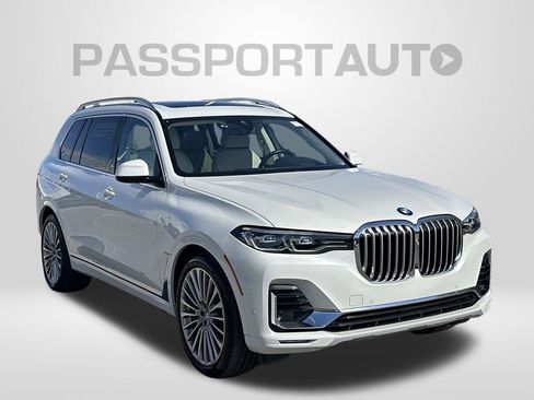 Used 2022 BMW X7 xDrive40i w/ Premium Package AWD/4WD image 6