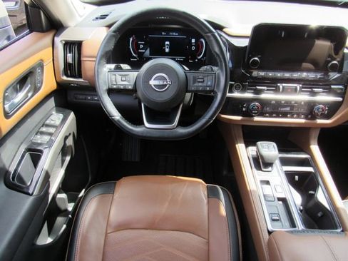 Certified 2024 Nissan Pathfinder Platinum w/ Cargo Package FWD image 20
