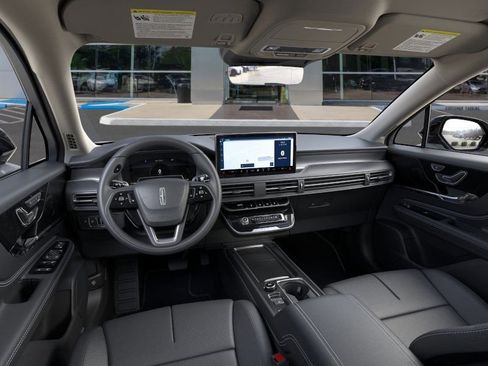 New 2026 Lincoln Corsair Premiere image 9