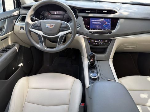 Used 2023 Cadillac XT5 Premium Luxury FWD image 24