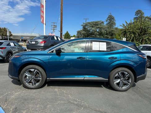 Used 2025 Nissan Murano SL AWD/4WD image 3