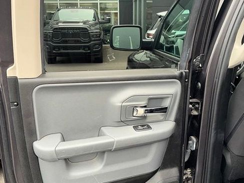 Used 2020 RAM 1500 Warlock w/ Electronics Group AWD/4WD image 5