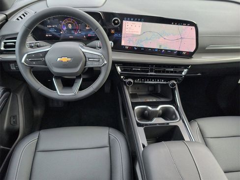 Certified 2026 Chevrolet Traverse LT w/ LPO, Floor Liner Package image 29