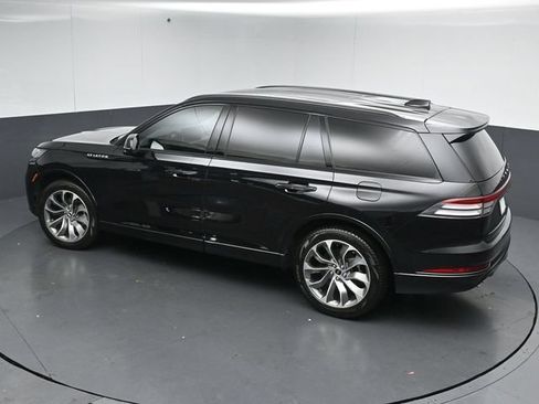 Certified 2025 Lincoln Aviator AWD w/ Jet Appearance Package image 47