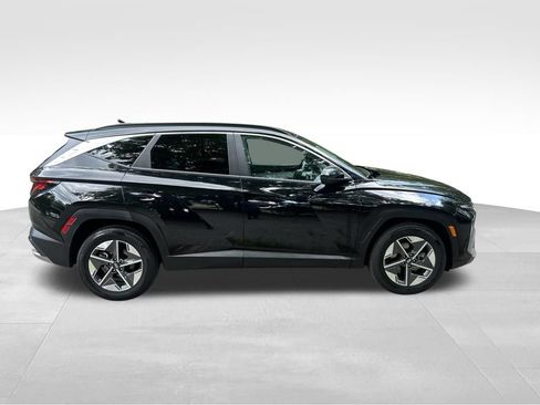 Used 2025 Hyundai Tucson SEL FWD image 7