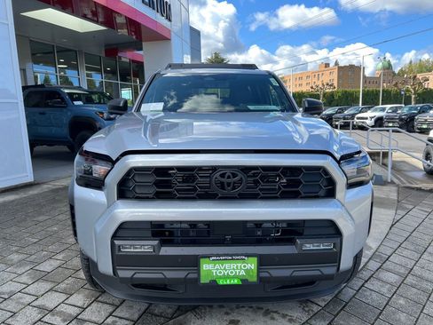 New 2026 Toyota 4Runner TRD Off-Road Premium AWD/4WD image 8