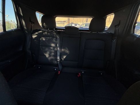 Used 2025 Chevrolet Equinox LT FWD image 38
