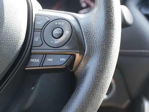 Used 2023 Toyota RAV4 XLE FWD image 27