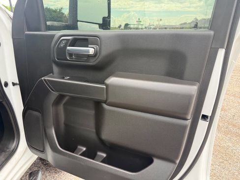 Used 2022 Chevrolet Silverado 2500 W/T w/ WT Convenience Package AWD/4WD image 38