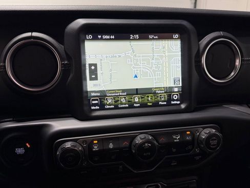 Used 2023 Jeep Wrangler Unlimited Sahara w/ Cold Weather Group image 28