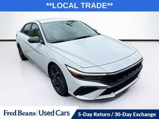 Used 2025 Hyundai Elantra SEL FWD video 1