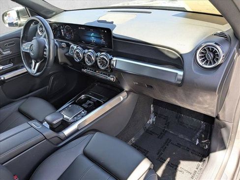 Certified 2023 Mercedes-Benz GLB 250 4MATIC image 23