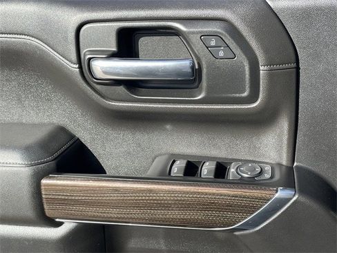 Used 2019 Chevrolet Silverado 1500 LT Trail Boss image 25