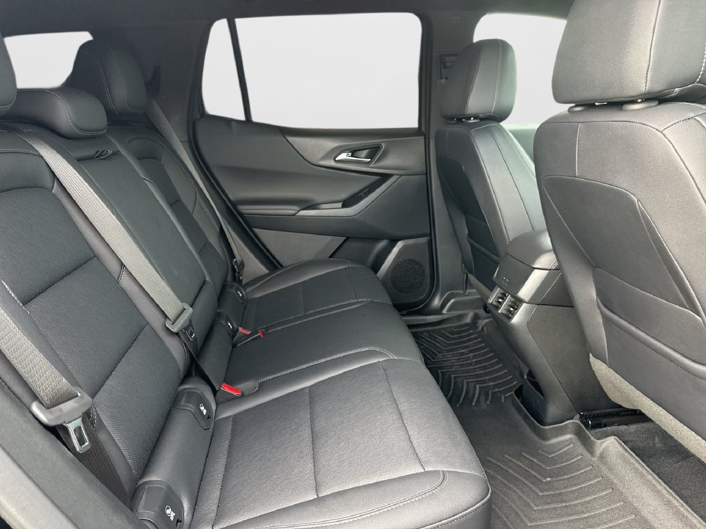 Used 2025 Chevrolet Equinox LT w/ Convenience Package II AWD/4WD image 29