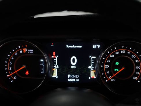 Used 2022 Jeep Wrangler Unlimited Sport AWD/4WD image 32