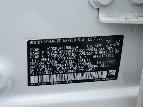 Certified 2025 Honda HR-V Sport image 27