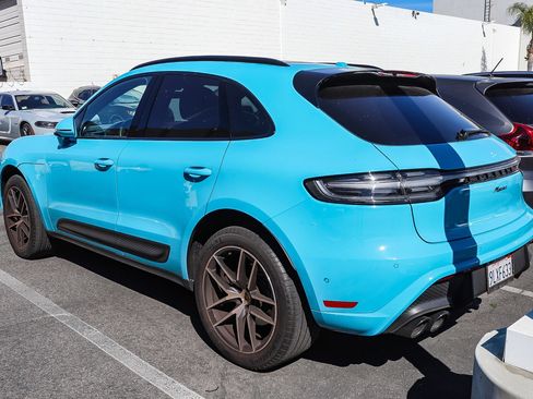 Used 2022 Porsche Macan image 11