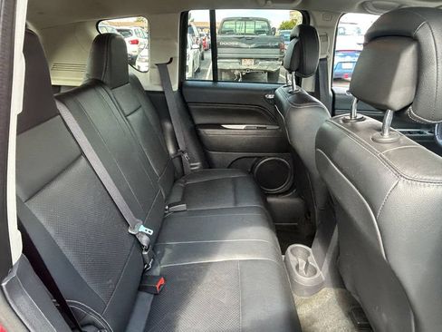 Used 2016 Jeep Compass High Altitude FWD image 29