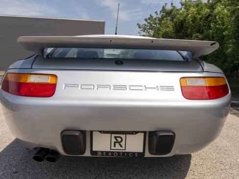 Used 1991 Porsche 928 S4 RWD image 25