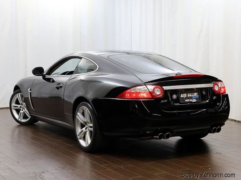 Used 2009 Jaguar XKR R RWD image 22