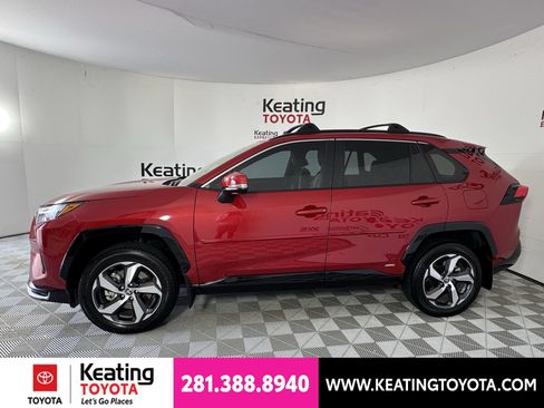 Certified 2025 Toyota RAV4 SE w/ Weather & Moonroof Package AWD/4WD image 9