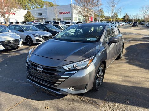 New 2025 Nissan Versa SV w/ Trunk Package image 3