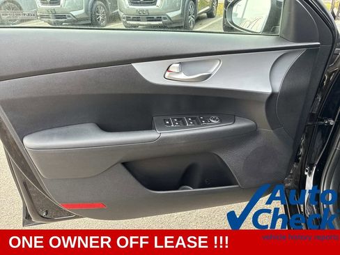 Used 2023 Kia Forte LXS FWD image 17