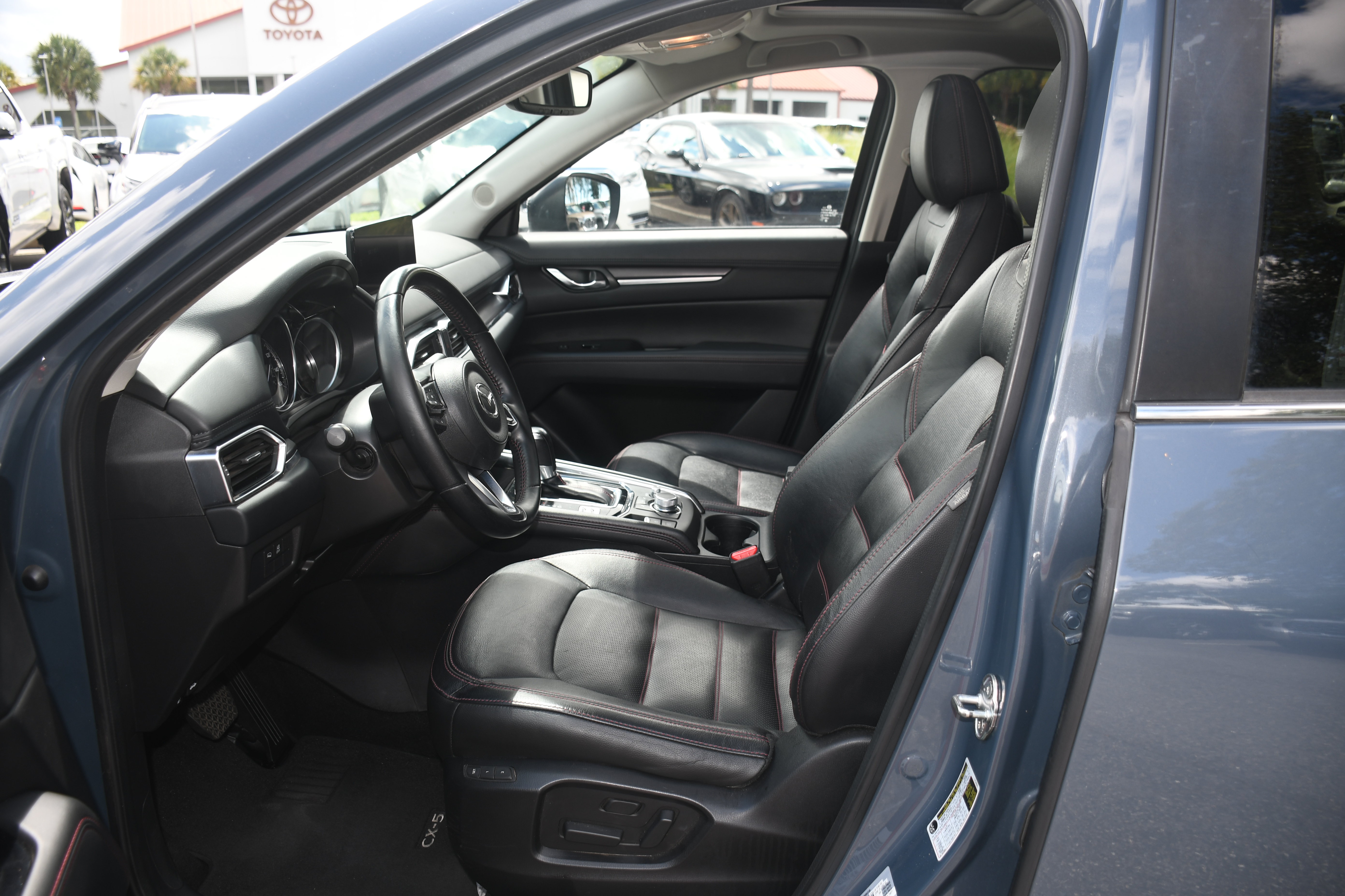 Used 2023 MAZDA CX-5 Carbon Edition AWD/4WD image 8