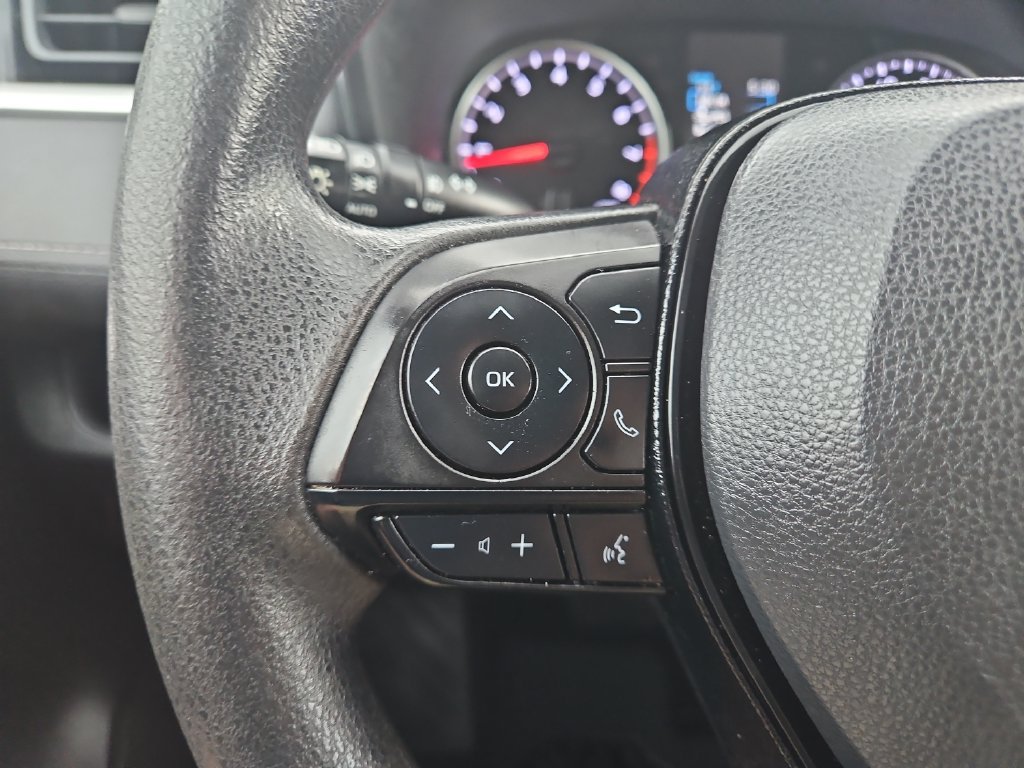 Certified 2021 Toyota RAV4 XLE w/ Convenience Package FWD image 21
