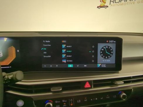 New 2026 Kia Sorento S w/ S Panoramic Sunroof Package image 22