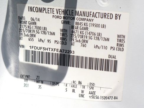 Used 2015 Ford F550 4x4 Regular Cab Super Duty image 54