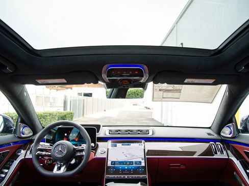 New 2026 Mercedes-Benz S 63 AMG S image 16