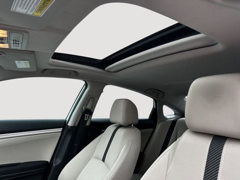 Certified 2017 Honda Civic EX-T image 19