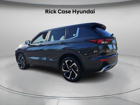 Used 2024 Mitsubishi Outlander SE image 8