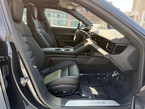 New 2026 Porsche Taycan 4S AWD/4WD image 15