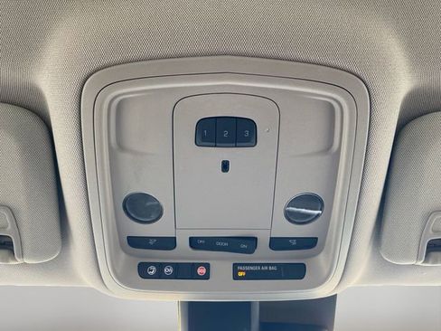 Used 2014 Cadillac XTS Premium image 28