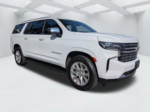 Used 2023 Chevrolet Suburban Premier RWD image 2