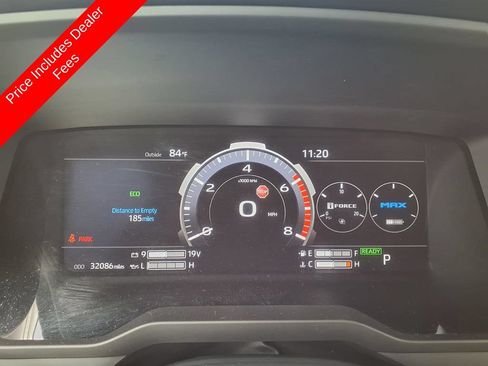 Used 2024 Toyota Tundra Limited AWD/4WD image 34