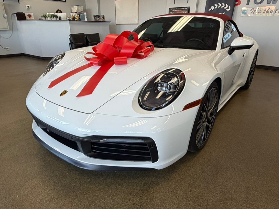 Used 2024 Porsche 911 Carrera 4S AWD/4WD image 30
