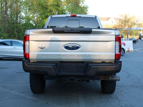 Used 2017 Ford F250 King Ranch w/ King Ranch Ultimate Package AWD/4WD image 5