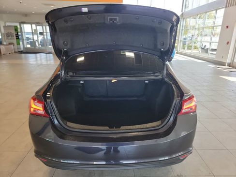 Used 2022 Chevrolet Malibu LT FWD image 25