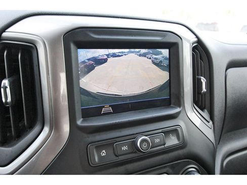 Used 2020 Chevrolet Silverado 1500 Custom w/ Infotainment Package RWD image 23