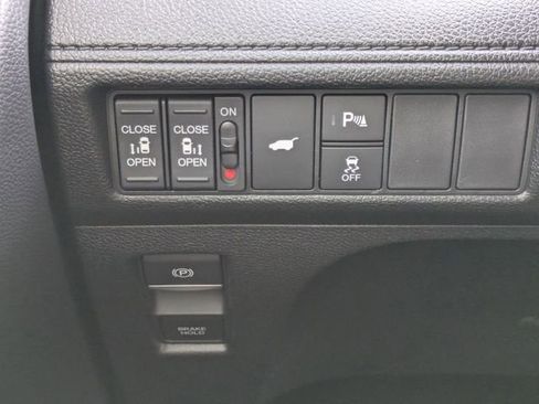 New 2026 Honda Odyssey Touring image 26