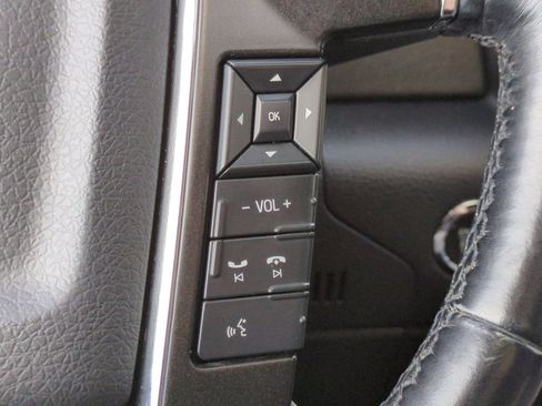 Used 2016 Lincoln Navigator Select image 29