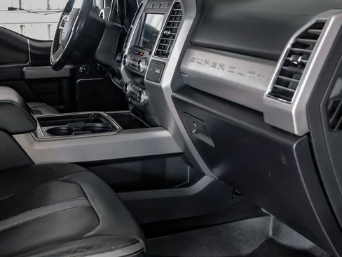 Used 2019 Ford F250 Platinum w/ Platinum Ultimate Package image 12