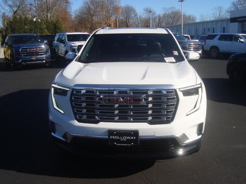 New 2025 GMC Acadia Denali w/ Super Cruise Package image 2