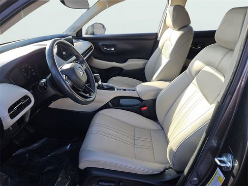 Certified 2024 Honda HR-V EX-L image 29