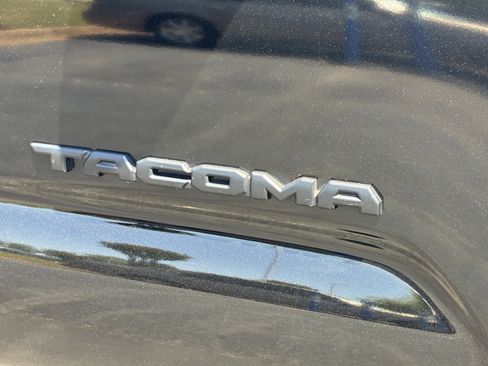 Used 2023 Toyota Tacoma 4x4 Double Cab w/ Trail Edition image 7